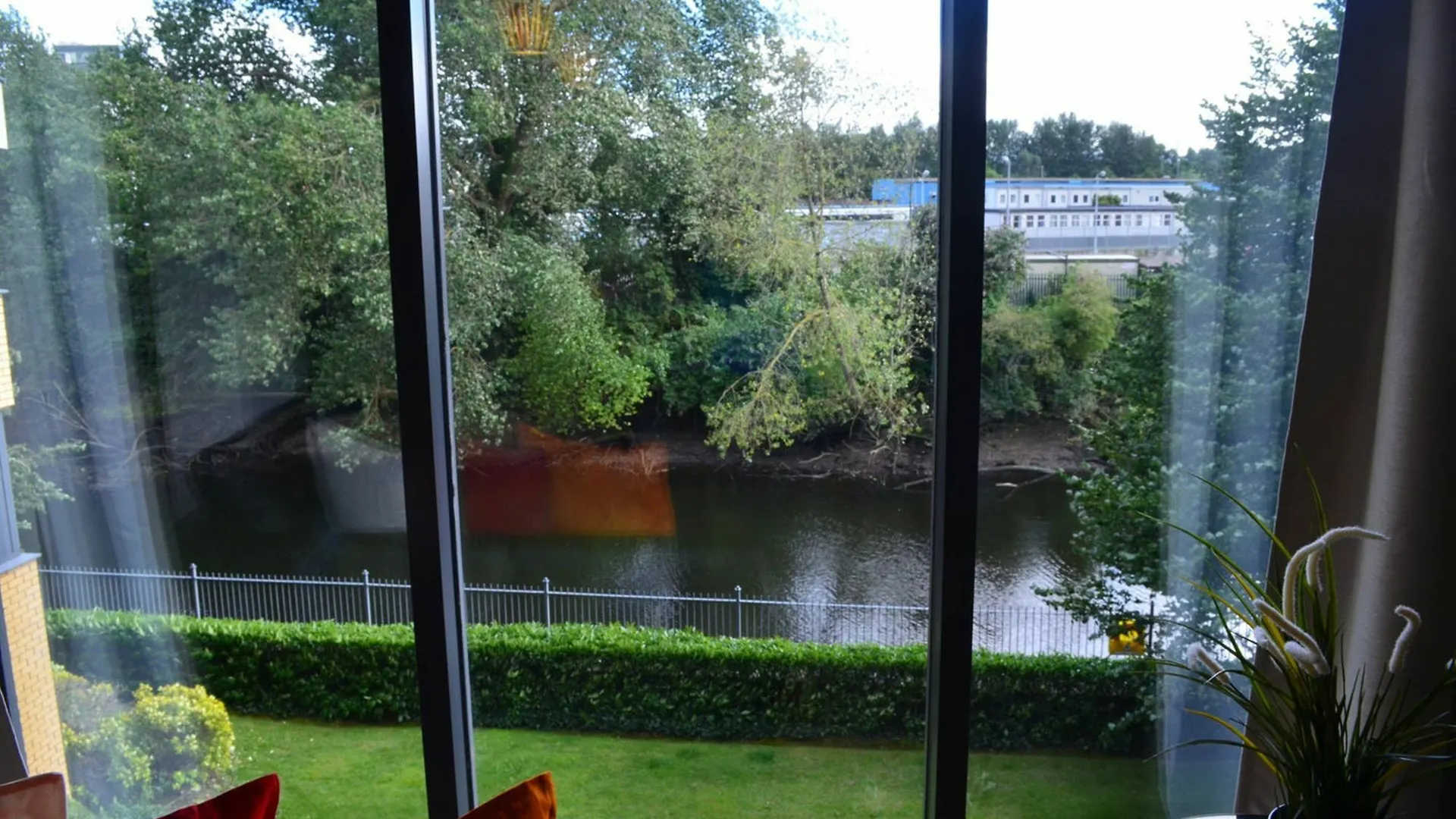 Metrostays - Riverside Apartment Dublin